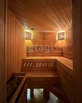 Дом 173м&sup2;, 2-этажный, участок 17 сот.  