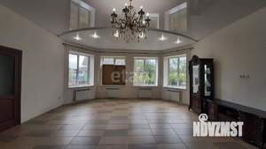 Дом 300м&sup2;, 2-этажный, участок 15 сот.  