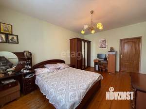 Дом 282м², 4-этажный, участок 15 сот.  