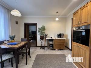 Дом 276м&sup2;, 1-этажный, участок 9 сот.  