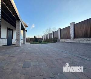 Дом 243м&sup2;, 2-этажный, участок 11 сот.  