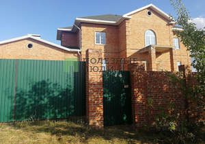 Дом 468м&sup2;, 2-этажный, участок 25 сот.  