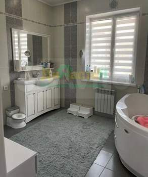 Дом 150м², 2-этажный, участок 15 сот.  