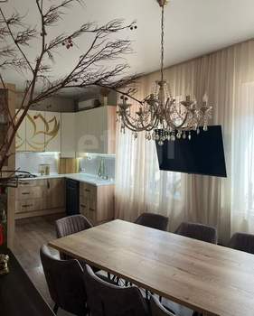 Дом 215м&sup2;, 2-этажный, участок 10 сот.  