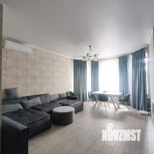 Коттедж 285м&sup2;, 1-этажный, участок 12 сот.  