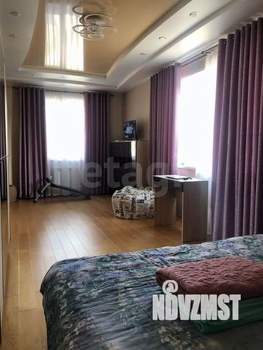 Дом 217м&sup2;, 2-этажный, участок 9 сот.  