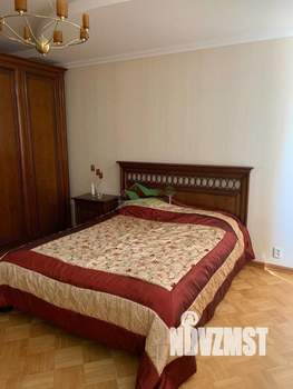 Коттедж 232м&sup2;, 2-этажный, участок 15 сот.  