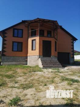 Коттедж 221м², 2-этажный, участок 15 сот.  