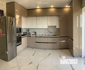 Дом 100м&sup2;, 1-этажный, участок 11 сот.  