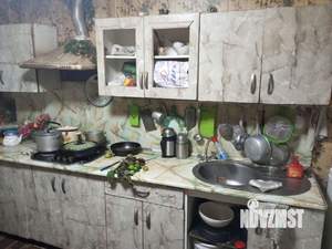 Дом 200м&sup2;, 2-этажный, участок 16 сот.  