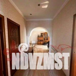 Дом 201м&sup2;, 2-этажный, участок 5 сот.  