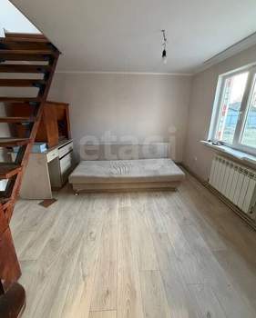 Дом 60м&sup2;, 2-этажный, участок 12 сот.  