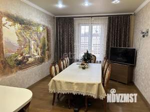 Дом 273м², 2-этажный, участок 12 сот.  