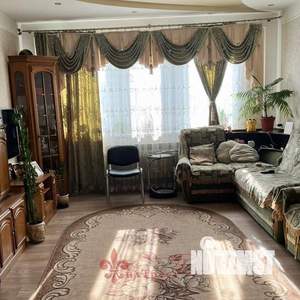 Дом 201м&sup2;, 2-этажный, участок 5 сот.  