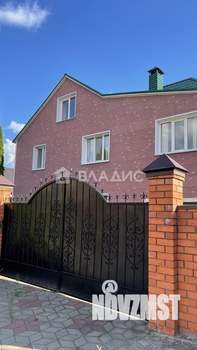 Дом 212м&sup2;, 2-этажный, участок 10 сот.  