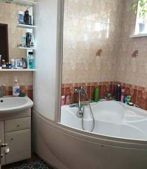 Дом 420м², 2-этажный, участок 15 сот.  