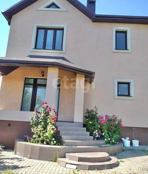 Дом 181м&sup2;, 2-этажный, участок 16 сот.  