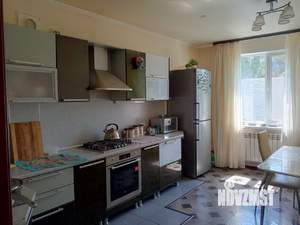 Дом 180м², 2-этажный, участок 15 сот.  