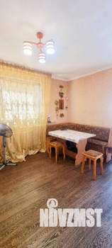 Коттедж 177м², 2-этажный, участок 10 сот.  