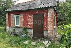 Дом 20м&sup2;, 2-этажный, участок 6 сот.  