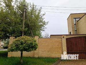 Дом 281м², 2-этажный, участок 15 сот.  