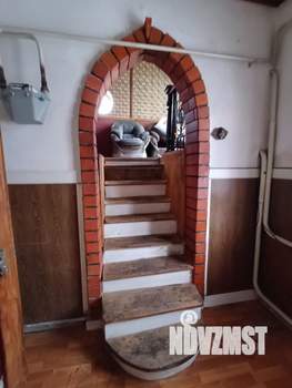 Дом 120м², 2-этажный, участок 10 сот.  