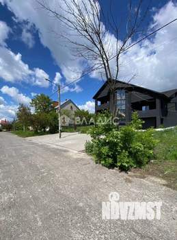 Дом 500м², 3-этажный, участок 15 сот.  