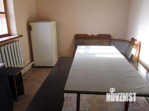 Дом 140м&sup2;, 2-этажный, участок 4 сот.  