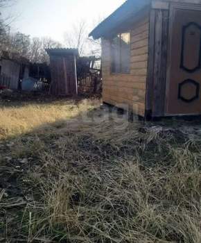 Дом 20м&sup2;, 2-этажный, участок 6 сот.  