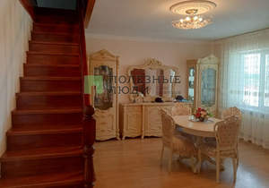 Дом 180м², 2-этажный, участок 15 сот.  