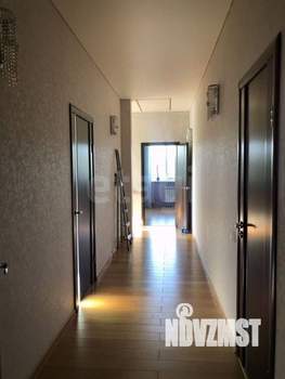 Дом 217м&sup2;, 2-этажный, участок 9 сот.  