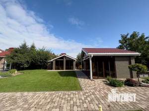 Дом 229м², 2-этажный, участок 15 сот.  