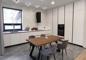 Дом 150м², 1-этажный, участок 15 сот.  
