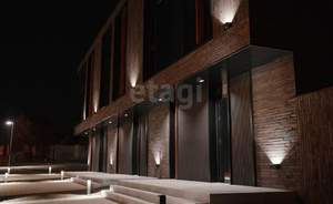 Дом 169м&sup2;, 2-этажный, участок 2 сот.  