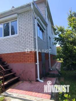 Дом 350м², 2-этажный, участок 10 сот.  