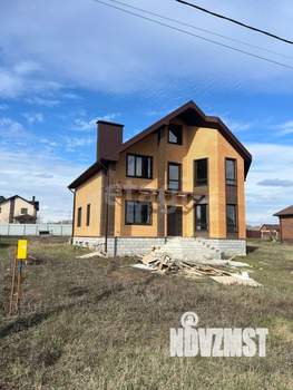 Дом 238м², 2-этажный, участок 15 сот.  