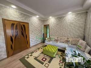 Дом 186м², 2-этажный, участок 15 сот.  