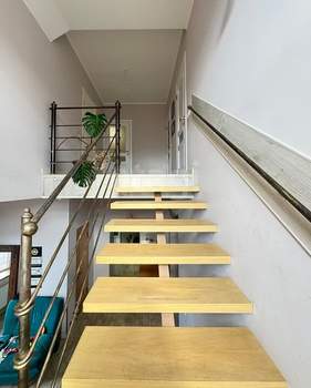 Дом 120м&sup2;, 2-этажный, участок 6 сот.  