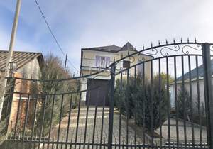 Дом 208м&sup2;, 2-этажный, участок 6 сот.  