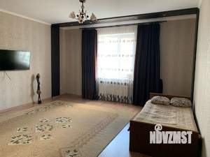 Коттедж 160м², 2-этажный, участок 15 сот.  