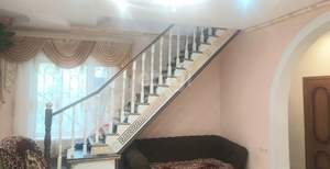 Дом 180м&sup2;, 2-этажный, участок 5 сот.  