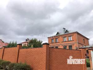 Дом 181м², 2-этажный, участок 20 сот.  