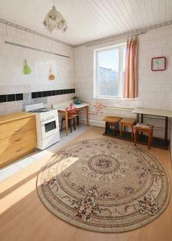 Дом 100м&sup2;, 2-этажный, участок 4 сот.  