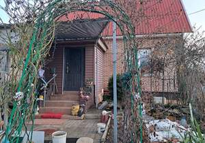 Дом 145м&sup2;, 2-этажный, участок 2 сот.  