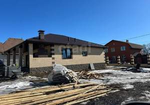 Дом 160м&sup2;, 1-этажный, участок 9 сот.  