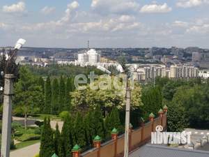 Дом 370м², 3-этажный, участок 18 сот.  