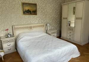 Дом 350м², 3-этажный, участок 9 сот.  
