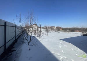 Дом 200м&sup2;, 1-этажный, участок 15 сот.  