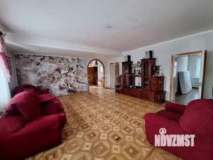 Дом 223м&sup2;, 2-этажный, участок 15 сот.  