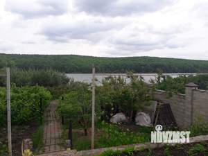 Дом 250м&sup2;, 2-этажный, участок 15 сот.  